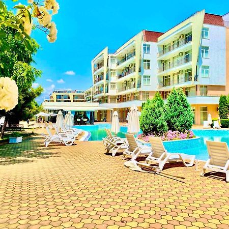 Grand Kamelia Holiday Complex Sunny Beach Esterno foto